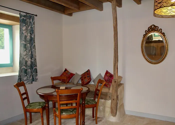 L'écurie At Closerie Les Roches - Cozy 2 Bed Country Сasa de vacaciones *
