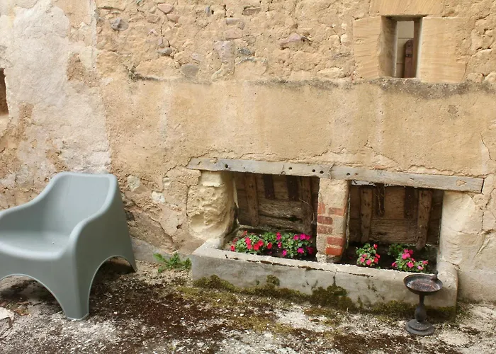 Сasa de vacaciones L'écurie At Closerie Les Roches - Cozy 2 Bed Country