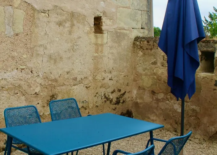 Сasa de vacaciones L'écurie At Closerie Les Roches - Cozy 2 Bed Country *